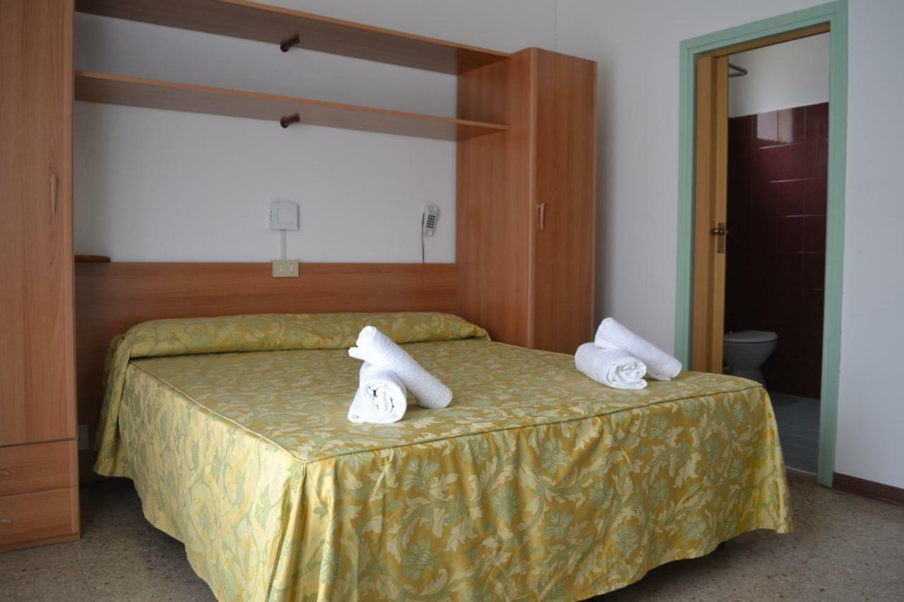 Double Room,804013434:JPEG
